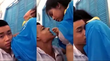 Pelajar SMP Ngenyot Nenen Kelas poster